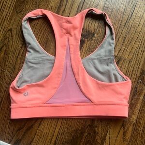 Lululemon sports bra